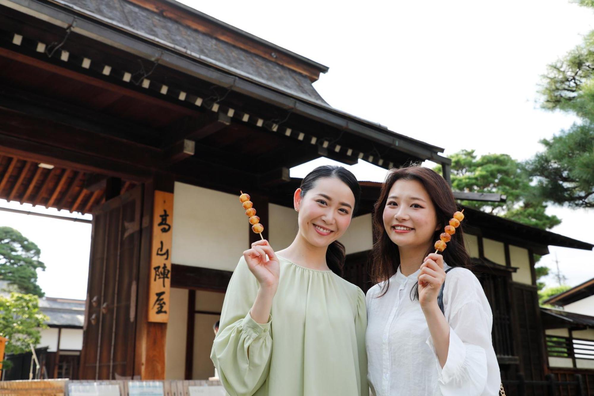 Hida Takayama Onsen Takayama Green Hotel - Keio Group Hotels - Exterior foto Yōko Otsuka (left) and Yōko Mitsuya (right)